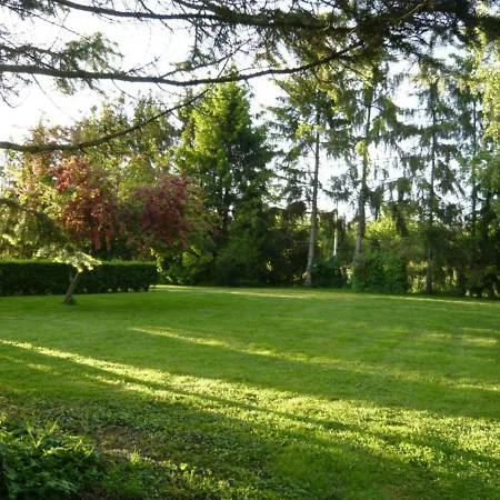 Maison Spacieuse Avec Jardin Clos, Piscine Privative Et Sauna, Proche Centre De Saint-pourcain - Fr-1-489-60 Holiday home *